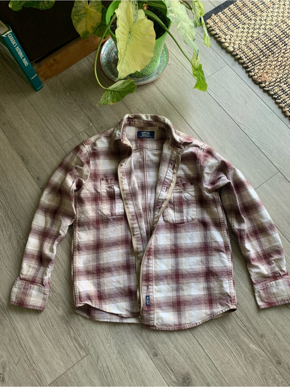 Y2K Signature by Levi Strauss Cream & Burgundy Plaid Shirt Jacket
